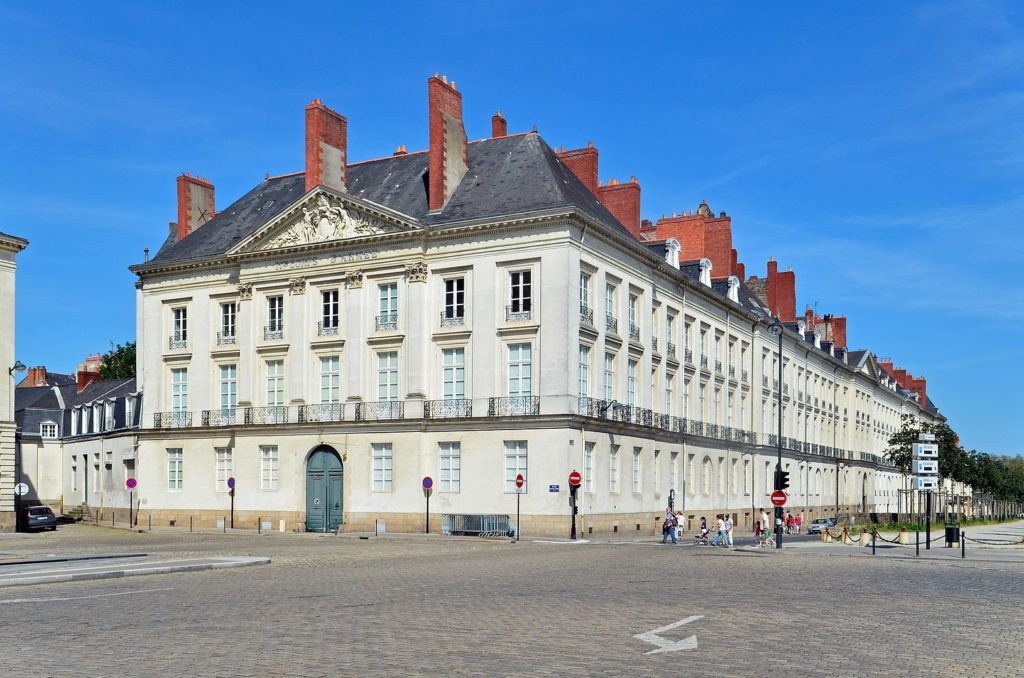 Hôtel d'Aux in Maréchal-Foch square, Nantes ©  Selbymay 