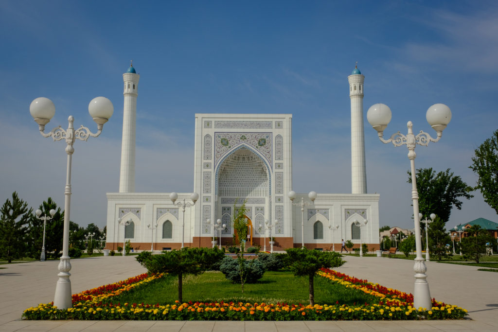 Minor Mosque Tashkent Uzbekistan by Laurent Nilles