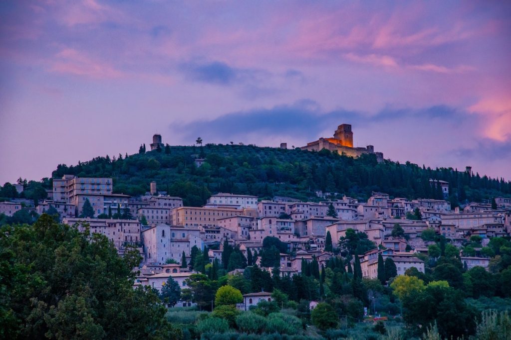 Assisi Umbria by Franceso Baistrocchi Unsplash