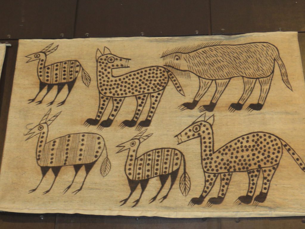 Kohrogo cloth, Ivory Coast, Mickey Mystique, Wikimedia Commons