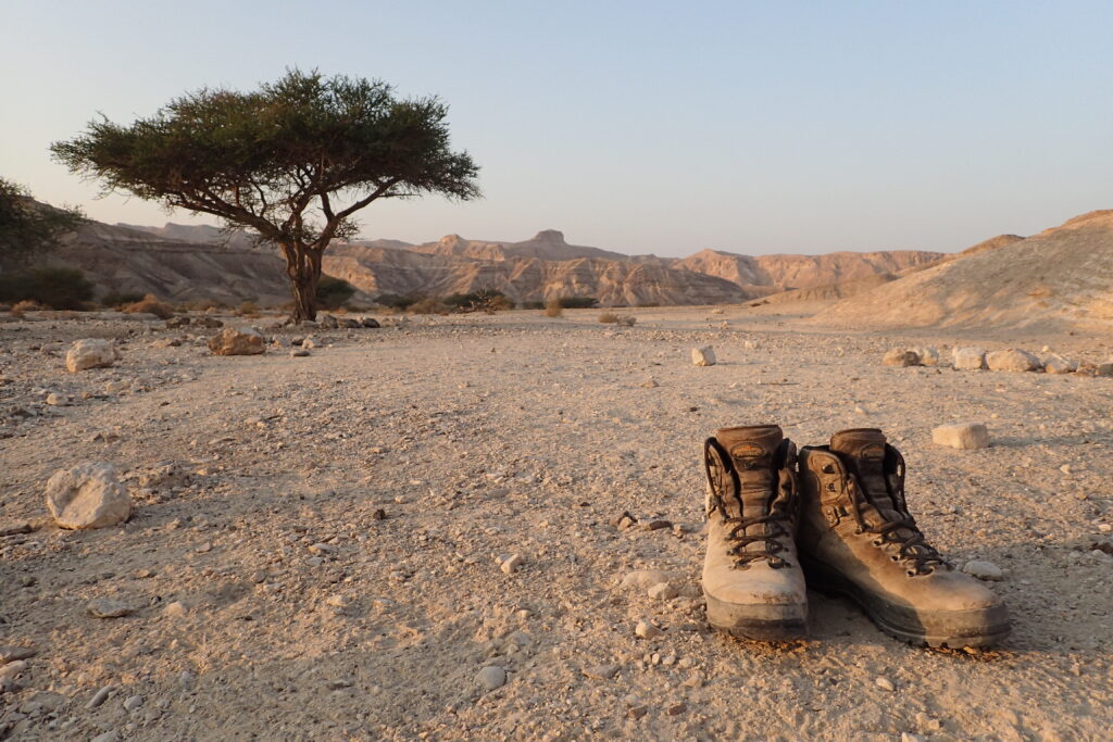 Israel National Trail, Three Stripes South, Bex Band