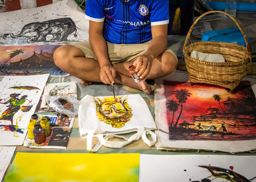 Artisan market, Luang Prabang, Laos © Bharat Patel