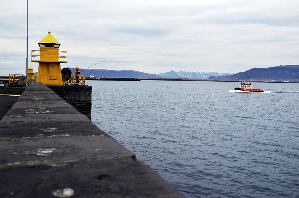 This image has an empty alt attribute; its file name is Reykjavik_Iceland_Johannes_Jansson_Wikimedia_Commons-1024x681.jpg