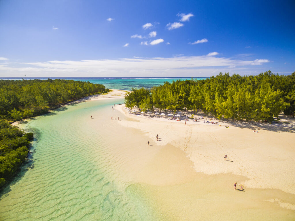 Ile aux Cerfs Mauritius beaches