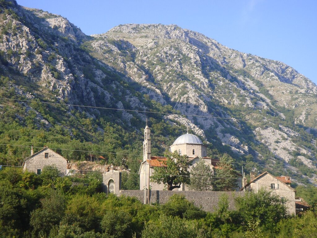 Morinj driving Boka Kotorska