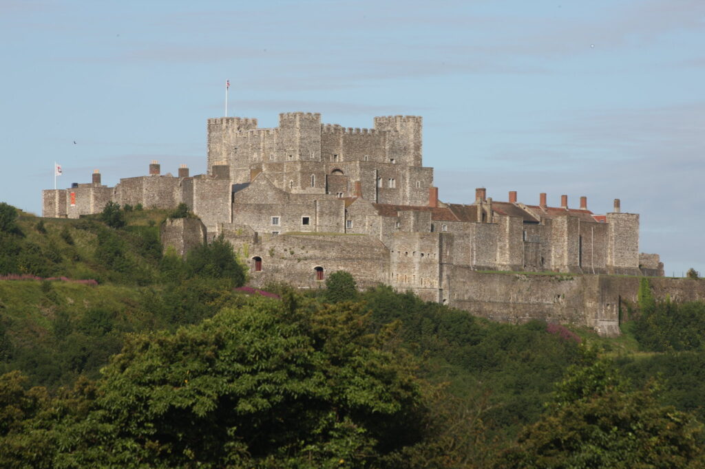 This image has an empty alt attribute; its file name is dover_castle_2_Kent_England_Visit_Kent-1024x682.jpg