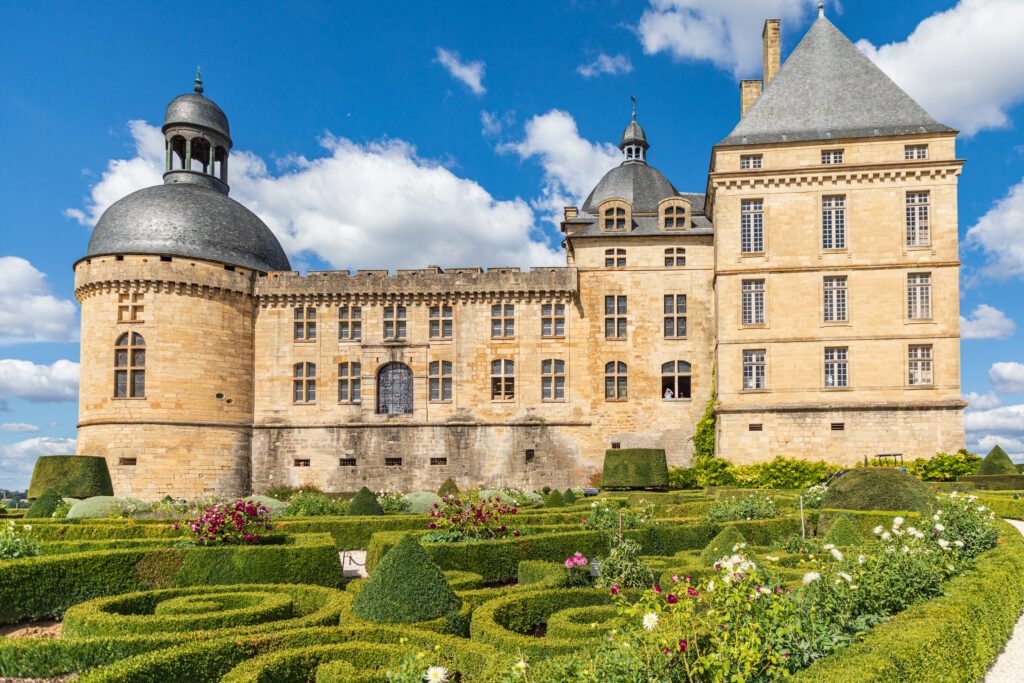 Château de Hautefort Dordogne 