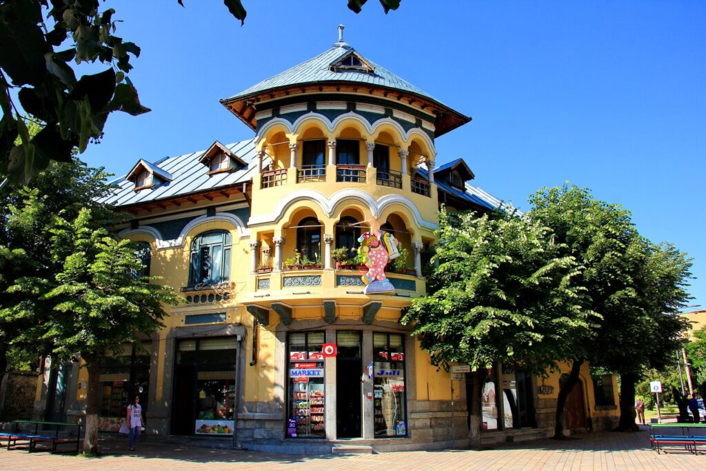 Rumanian House Korça Albania 