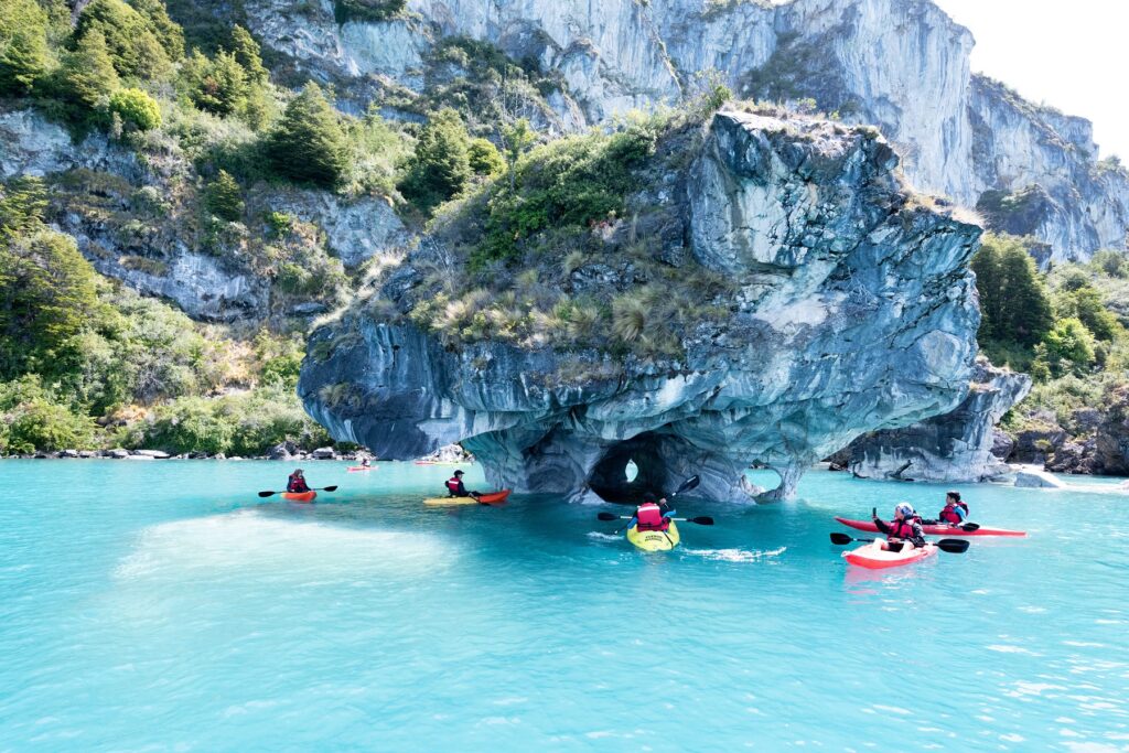 Puerto Tranquilo_kayaking under the marble formations of Catedra de Marmol.