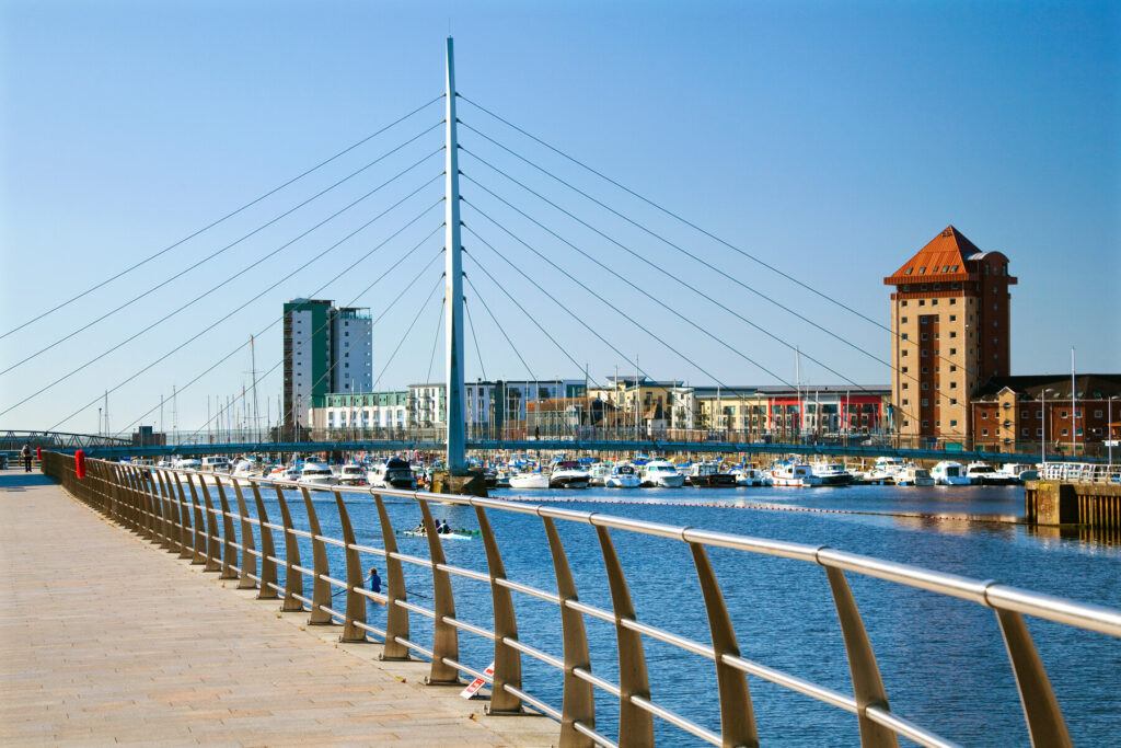 This image has an empty alt attribute; its file name is swansea_south_wales_Billy_Stock_shutterstock-1024x683.jpg
