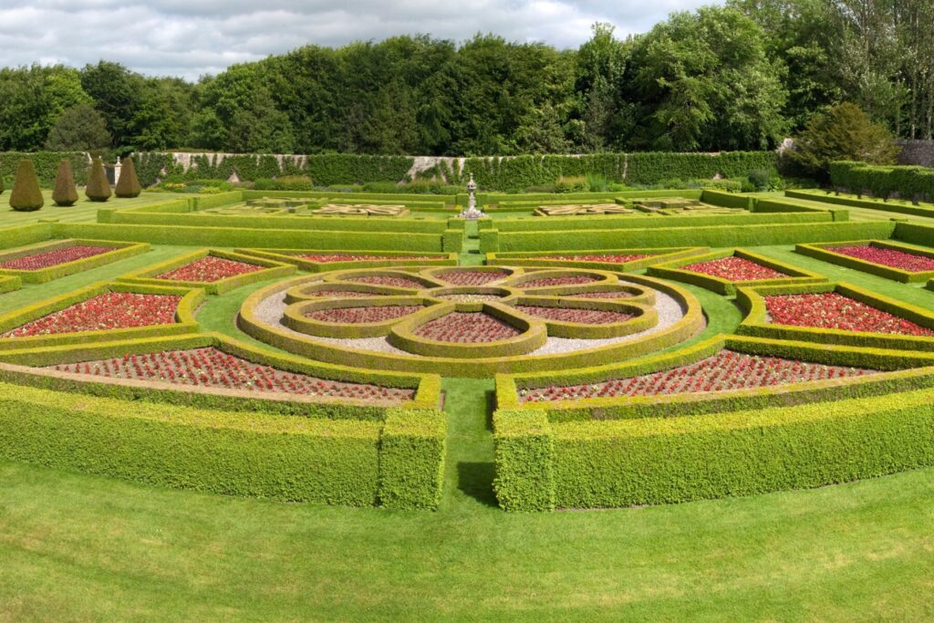 The perfectly trimmed hedges of Pitmedden Garden in Scotland 