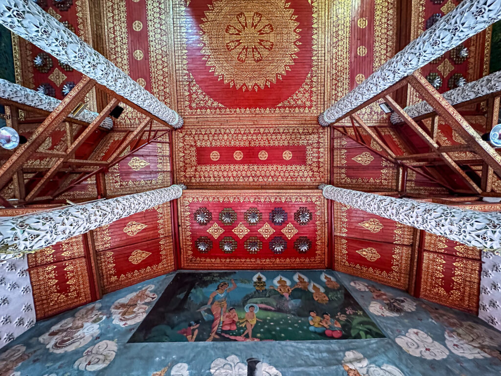 Wat Phratat Cho Hae interior in Phrae Thailand