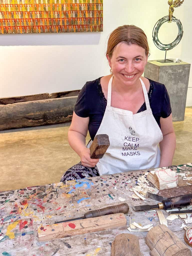 Abigail King at a mask making workshop in Sri Lanka - Sri Lanka's traditional masks 