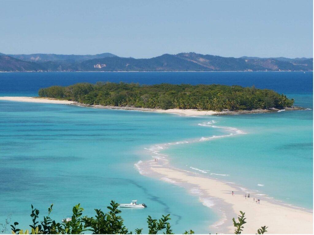 Coastline of Nosy Iranja in Madagascar - interesting facts about Madagascar