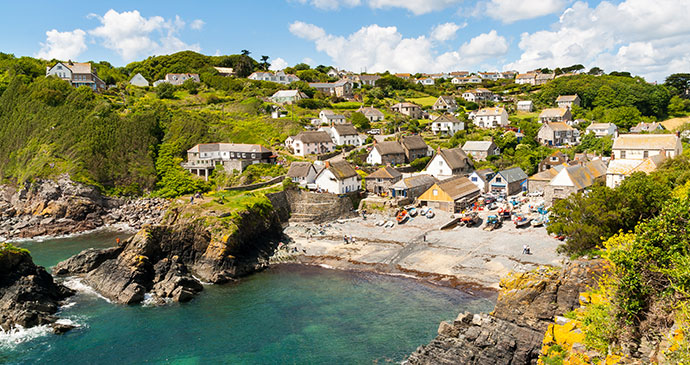 Cadgwith Cove Lizard Peninsula Cornwall England UK by ian woolcock Shutterstock