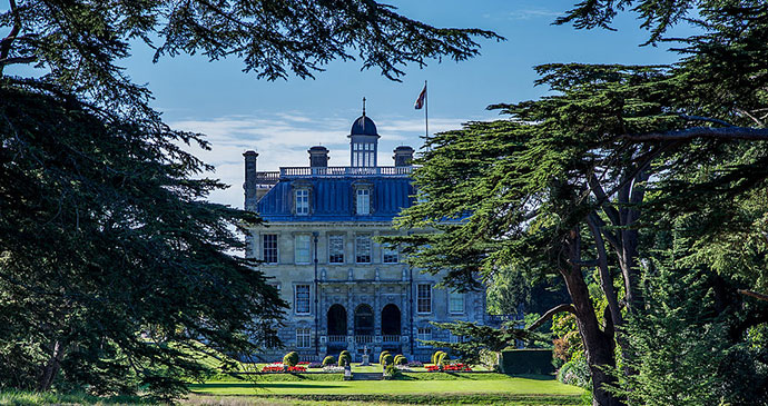 Kingston Lacey House Dorset England UK by Tabbipix Wikimedia Commons