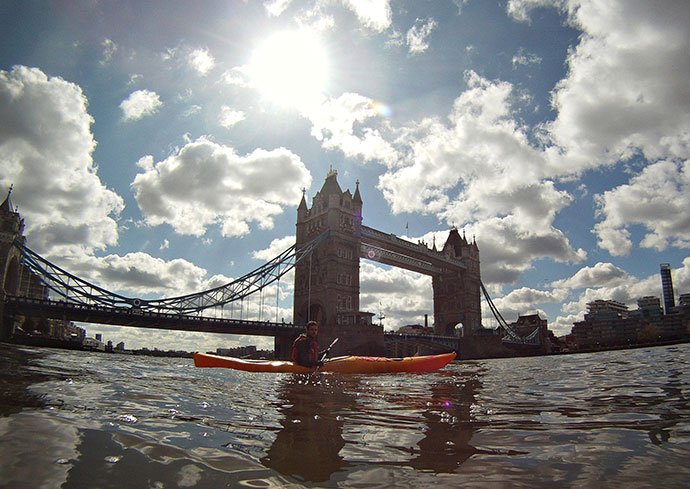 Oscar Scafidi training on the Thames