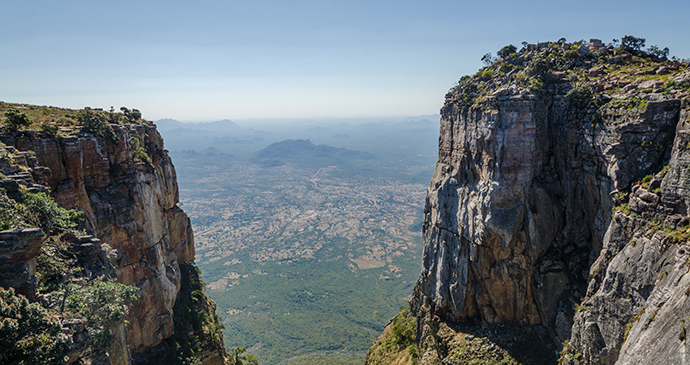 Tunda Vala View by Fabian Plock, Shutterstock
