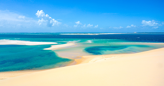 Bazaruto beach Mozambique by Tonis Valing, Shutterstock