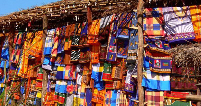 Capulana sarongs, Mozambique © Mike Slater