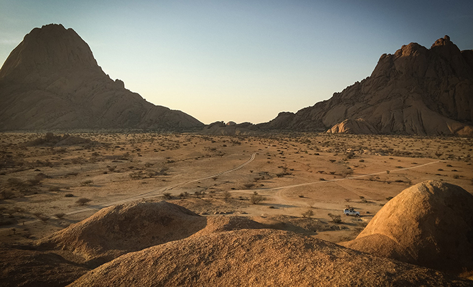 Spitzkoppe Namibia by manuzoli Pixabay