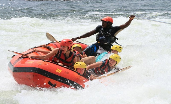 Nile rafting Jinja Uganda by Nile River Explorers