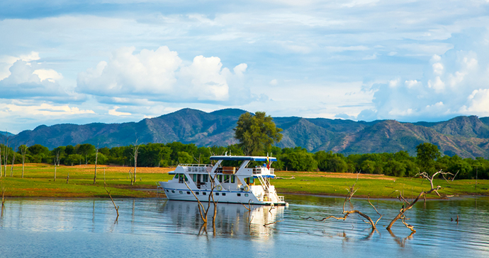 Houseboat, Lake Kariba, Zimbabwe by Lynn Y, Shutterstock