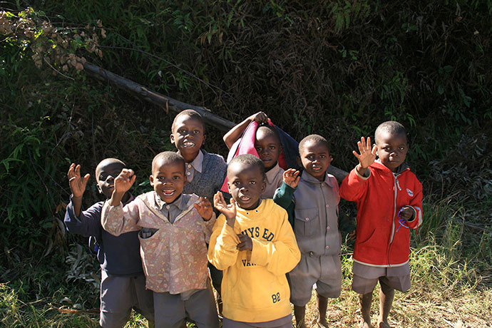 Children Nyanga Zimbabwe by Paul Murray