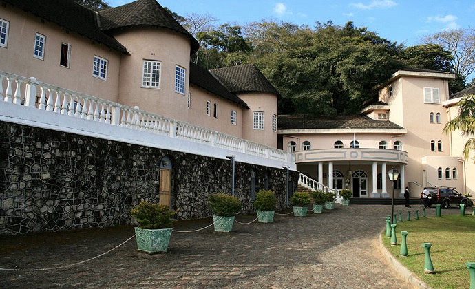 Leopard Rock Hotel Bvumba Zimbabwe by Paul Murray