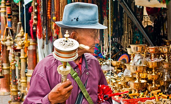 Barkor Lhasa Tibet China by Antoine Taveneaux CC-BY-SA