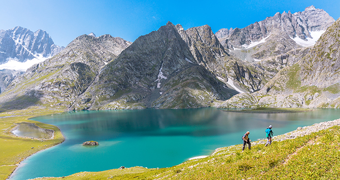 Sonamarg Kishansar Lake Ladakh India by Vivek BR, Shutterstock