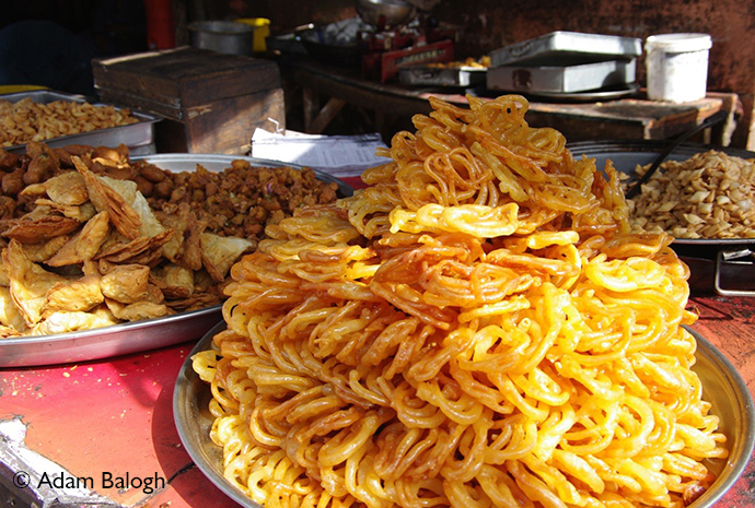 Jilebi Thatta Market Pakistan by Adam Balogh