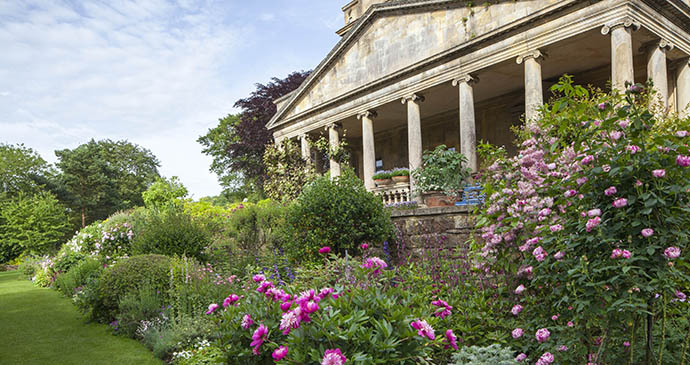 Kiftsgate Court Gardens Mickelton Cotswolds England by Marianne Majerus Garden Images