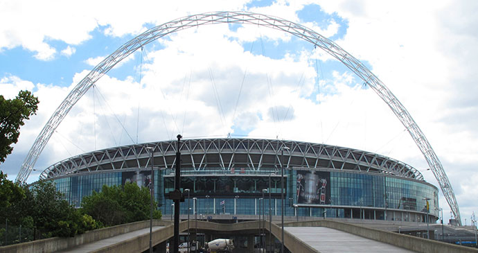 Wembley Stadium London Britain by Dave James, Wikimedia Commons