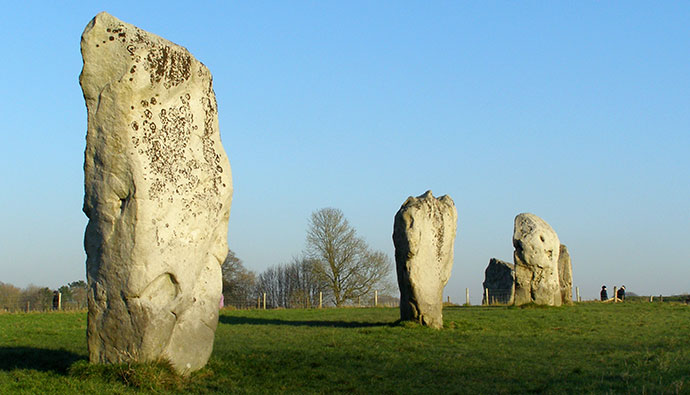 Avebury Henge Wiltshire UK by JimChampion, Wikimedia Commons