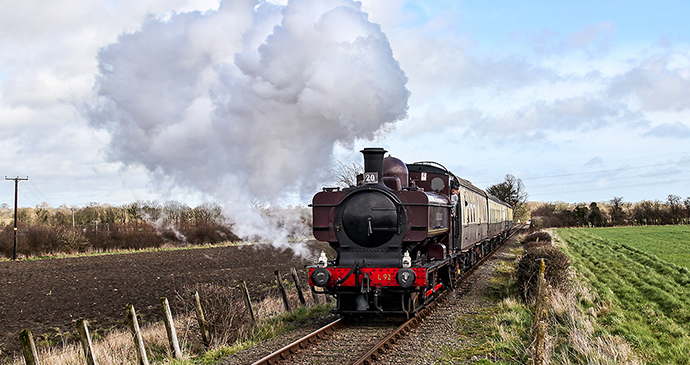 Chinor & Princes Risborough Railway Chilterns by Charlie Jackson Wikimedia Commons heritage railways