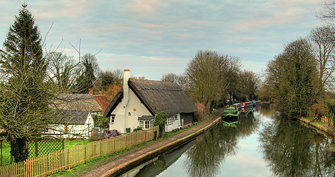 Grand Union Canal Marsworth Chilterns by Visit Buckinghamshire