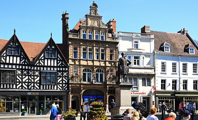 Shrewsbury town centre © Shutterstock/Arena Photo UK