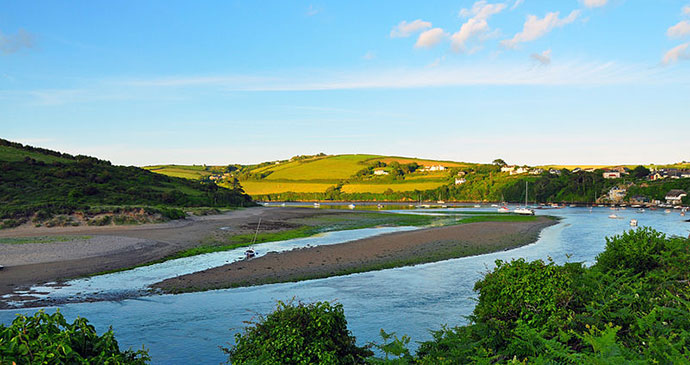 River Avon, Bantham, South Devon by Nilfanion, Wikimedia Commons best wild swimming spots