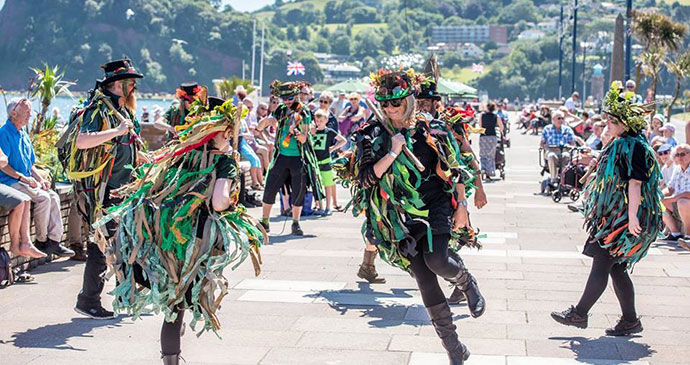 Otter Morris Dancers, Teignmouth, South Devon by Teignmouth Folk Festival