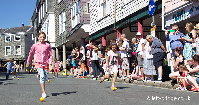 Orange Race, Totnes, South Devon by Left-bridge