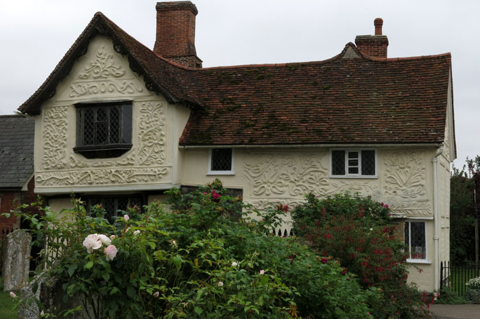 Pargeting Suffolk by Laurence Mitchell