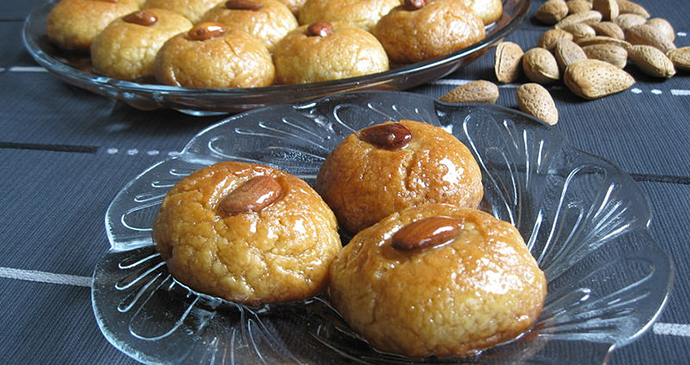 Albanian desserts by Violetamyftari, Wikimedia Commons