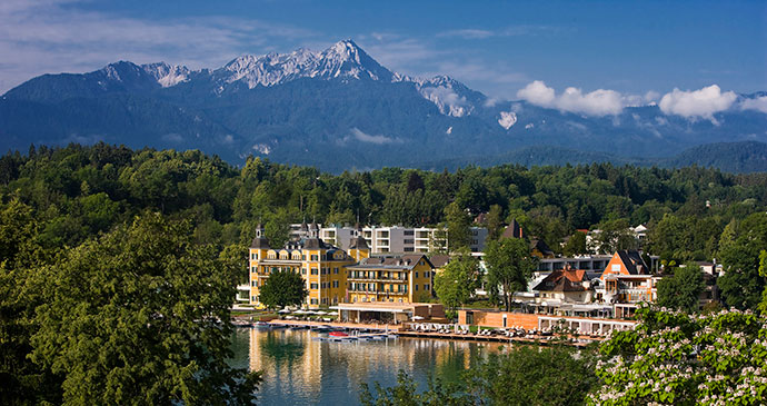 Schlosshotel Velden Slovenia Alpe Adria TRail by Wörthersee Tourismus