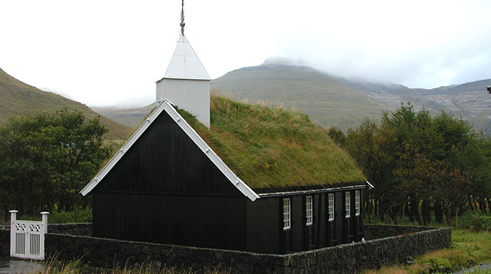 Hvalvík Streymoy Faroe Islands by Erik Christensen, Wikimedia Commons