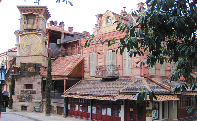 Gabriadze Puppet Theatre Tbilisi by Kober, Wikimedia Commons