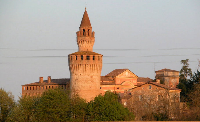 Castello di Rivalta Emilia-Romagna Italy by CC-BY-SA Dani4P at Italian Wikipedia