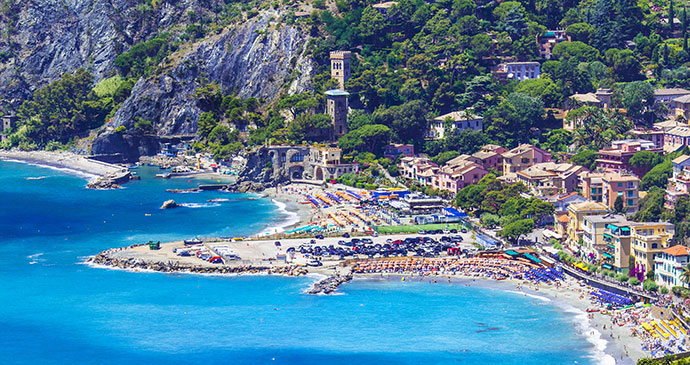 Monterosso al Mare Liguria Cinque Terre leoks, Shutterstock