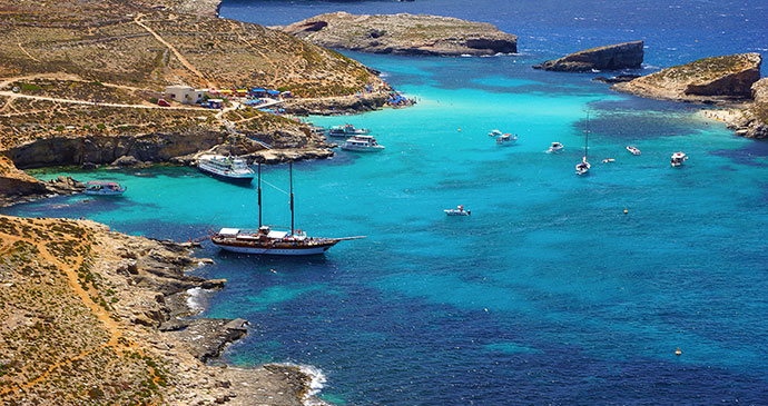 Blue Lagoon, Comino, Malta by www.viewingmalta.com