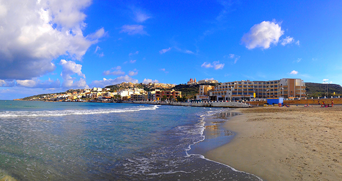 Melleiha Bay Malta by www.viewingmalta.com